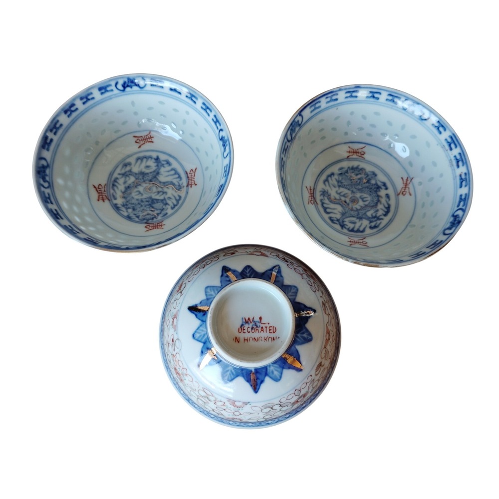 Set of 3 Vintage W.L. Decorated in Hong Kong Rice‎ Grain Dragon Porcelain Bowls